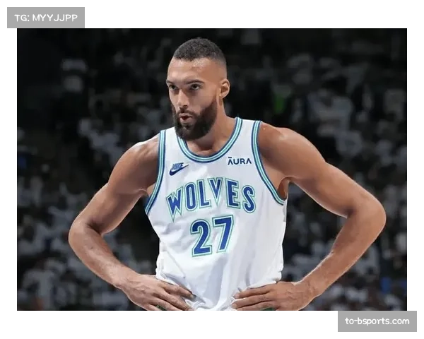 戈贝尔未能换防关键球，芬奇自责战术安排失当